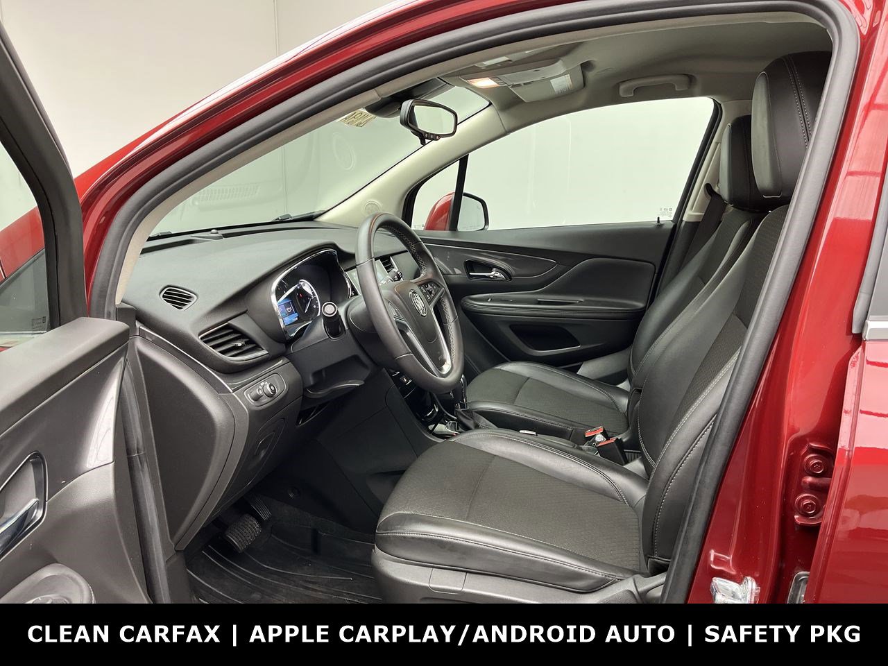 Used 2021 Buick Encore Preferred w/ Safety Package image 3