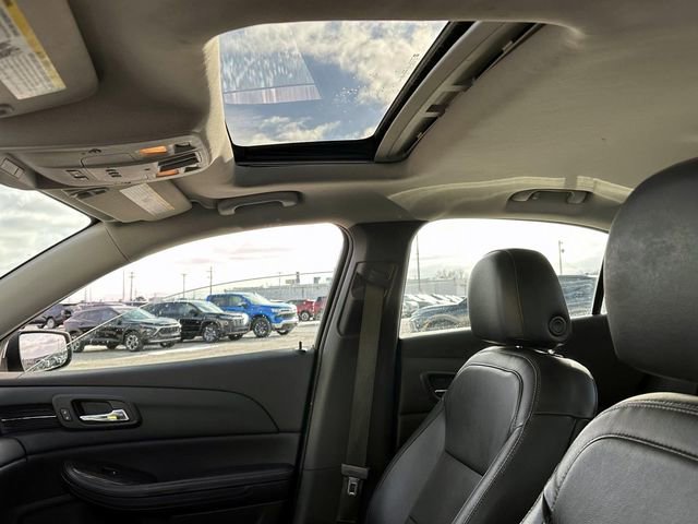 Used 2015 Chevrolet Malibu LT w/ Leather Package image 18