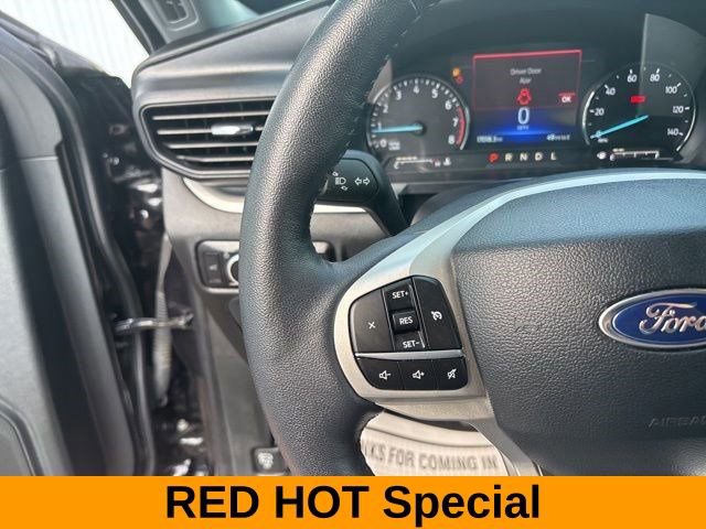 Used 2023 Ford Explorer XLT image 17