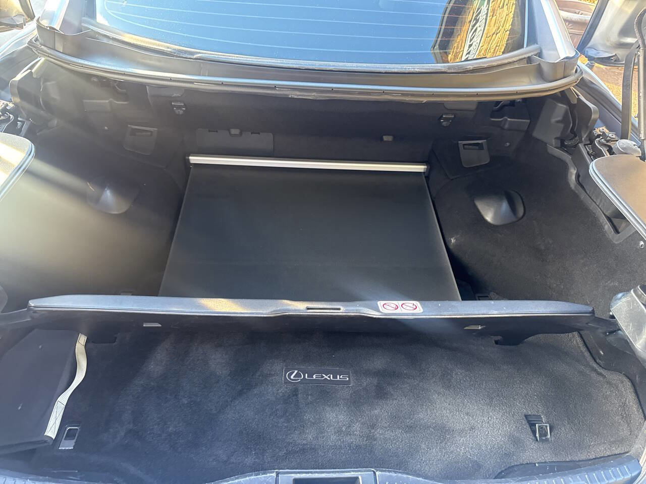 Used 2013 Lexus IS 250C w/ Luxury Pkg image 24