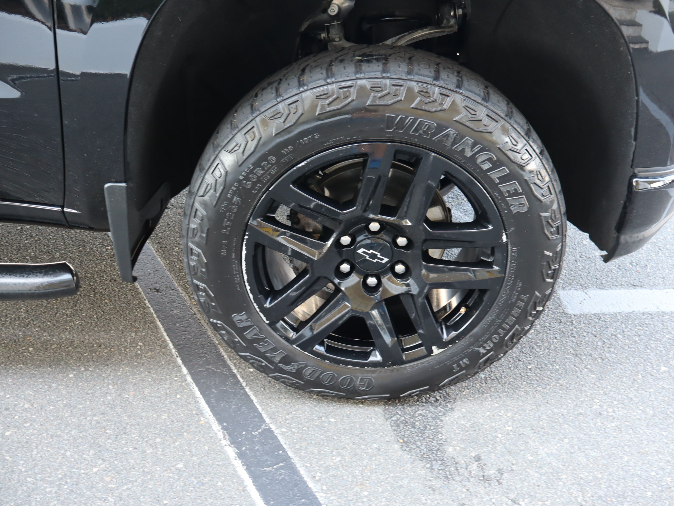 Used 2021 Chevrolet Silverado 1500 LT Trail Boss w/ Bed Protection Package AWD/4WD image 35