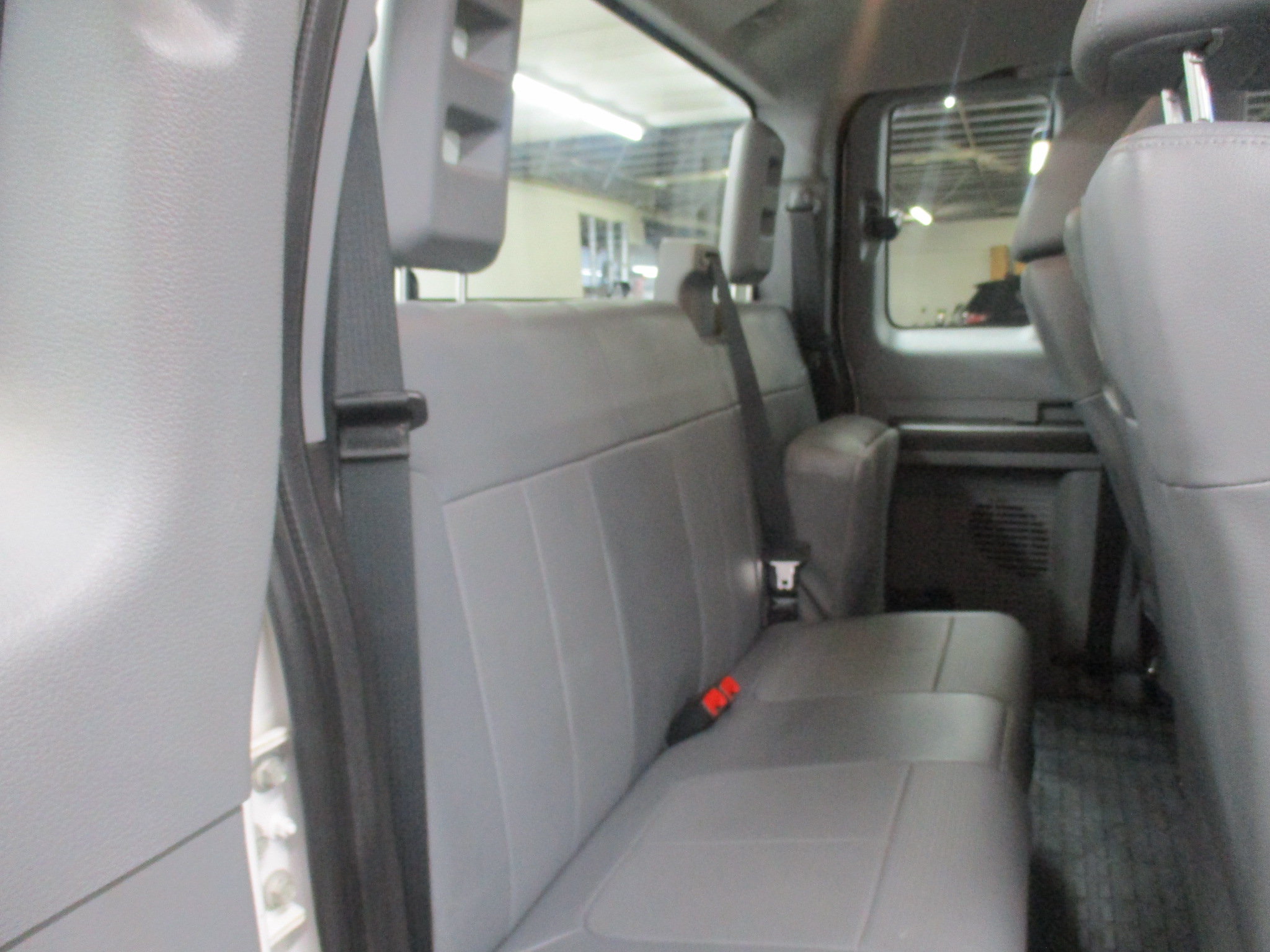 Used 2016 Ford F250 XL w/ Power Equipment Group AWD/4WD image 12
