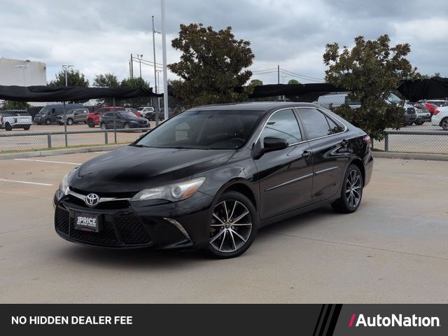 Used 2017 Toyota Camry XSE w/ Moonroof Package FWD image 1