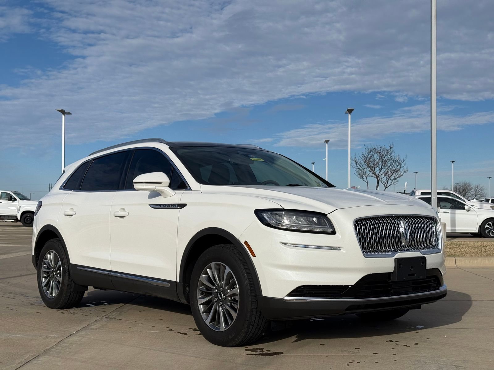 Used 2022 Lincoln Nautilus Reserve w/ Cargo Utility Package image 1