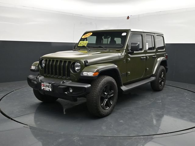Used 2023 Jeep Wrangler Unlimited Sahara AWD/4WD image 3