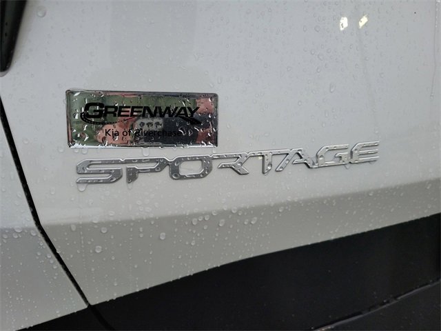New 2026 Kia Sportage LX image 10