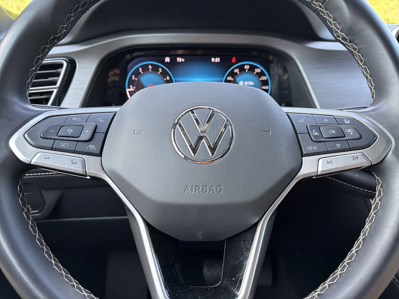 Used 2024 Volkswagen Atlas Cross Sport SE FWD image 13