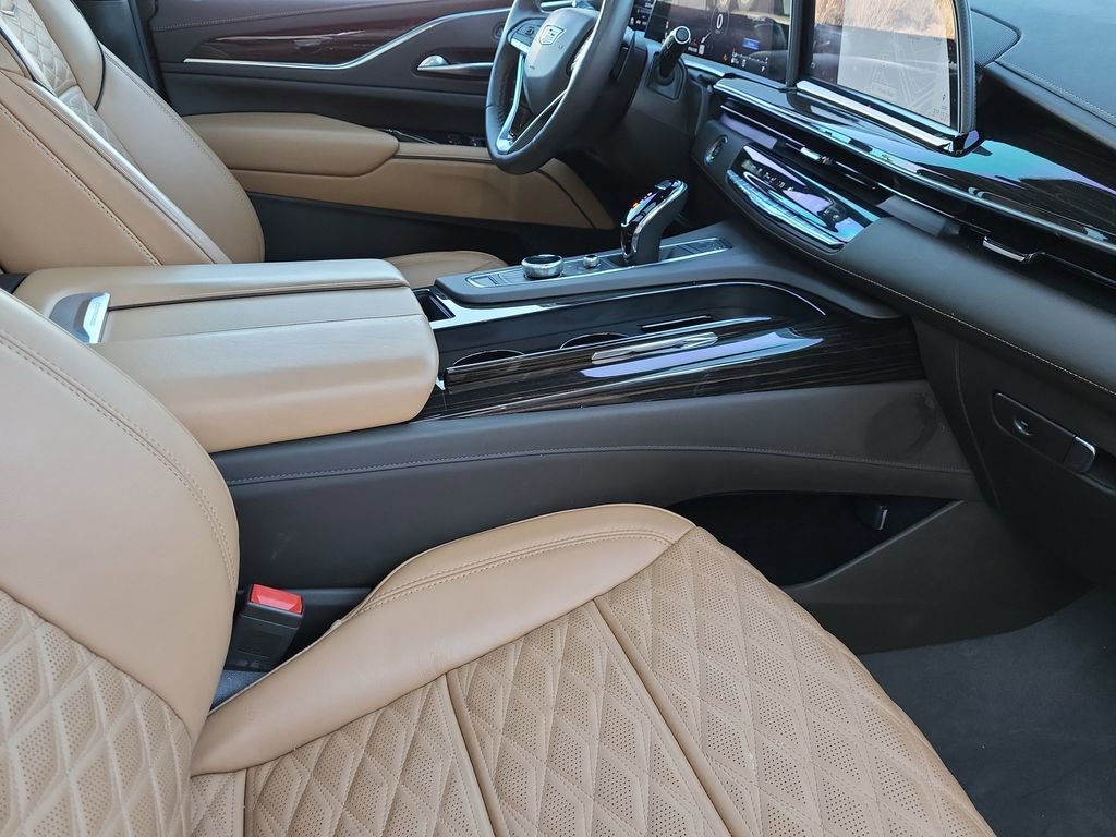 Used 2022 Cadillac Escalade Sport w/ Touring Package image 17