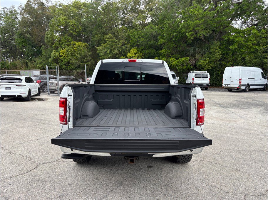 Used 2018 Ford F150 XLT w/ Equipment Group 302A Luxury AWD/4WD image 35