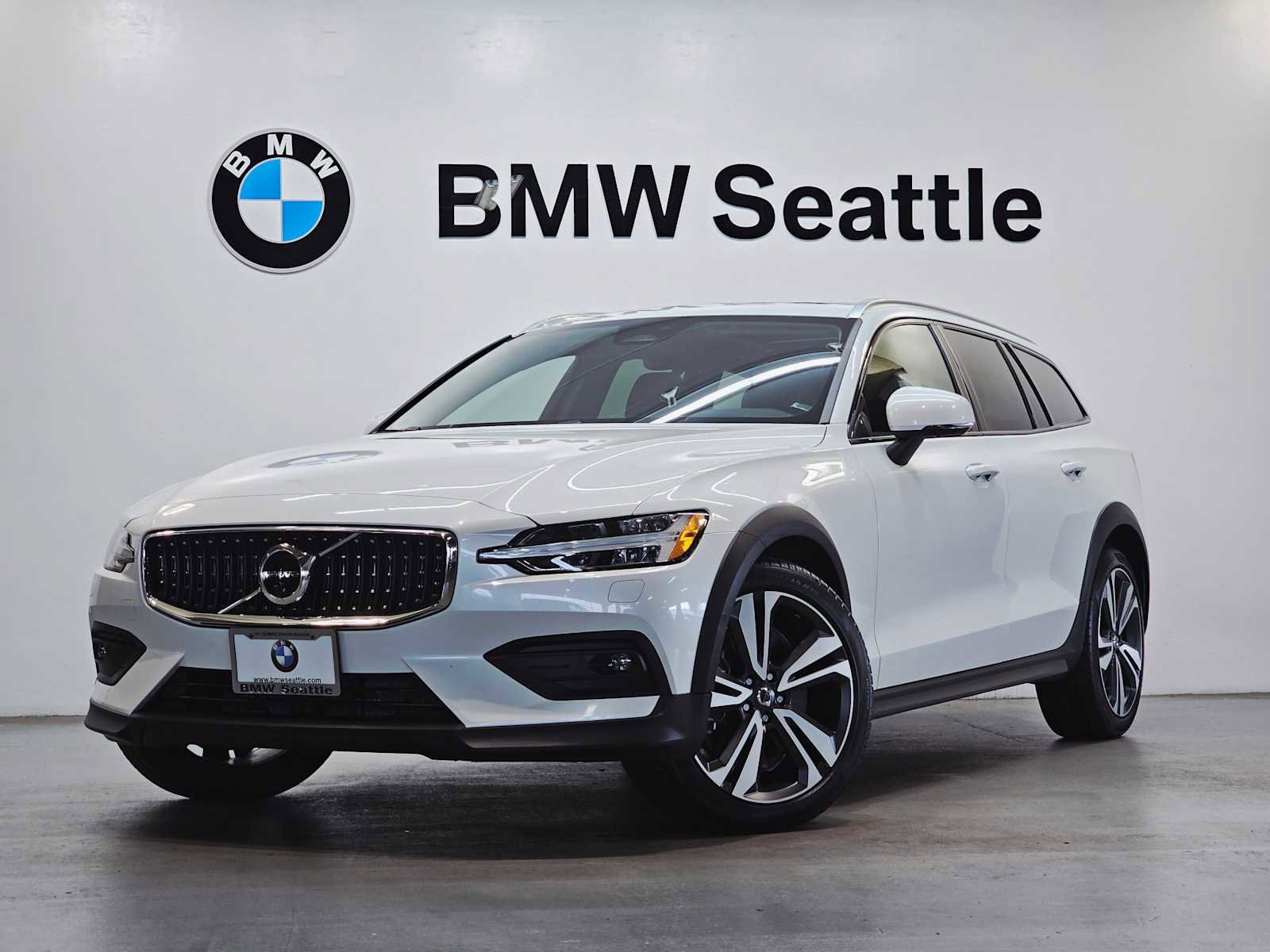 Used 2023 Volvo V60 B5 Cross Country Plus w/ Climate Package