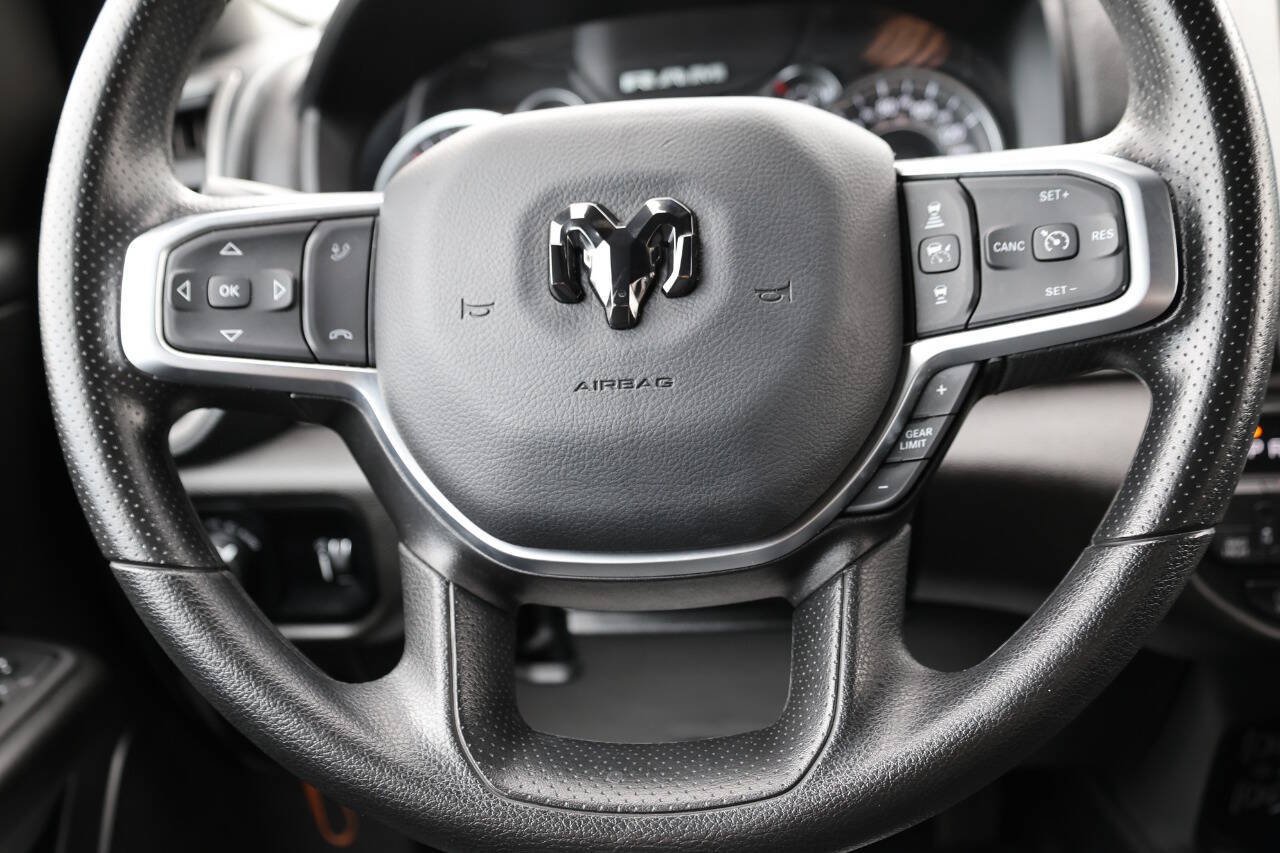 Used 2025 RAM 1500 Tradesman AWD/4WD image 18