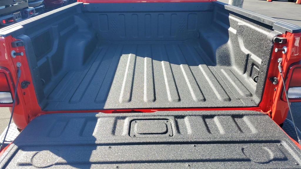 New 2026 Jeep Gladiator Sport image 9