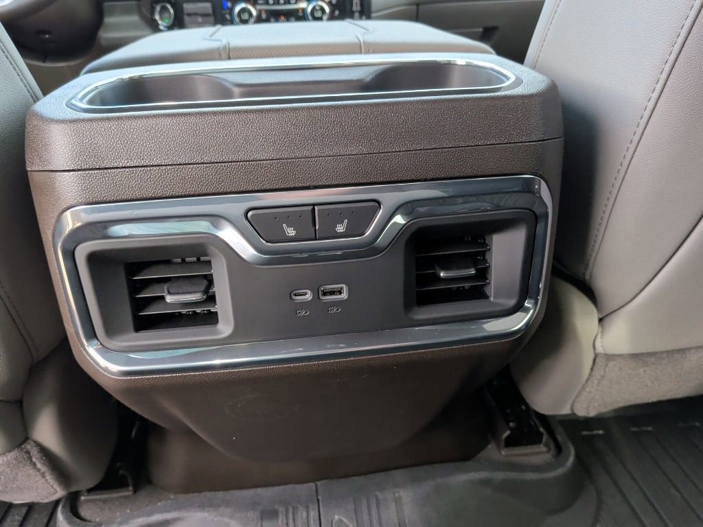 New 2026 GMC Sierra 1500 SLT image 40