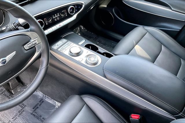 Used 2024 Genesis GV70 2.5T w/ Select Package AWD/4WD image 17