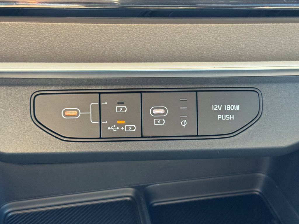 New 2026 Kia Carnival EX FWD image 26