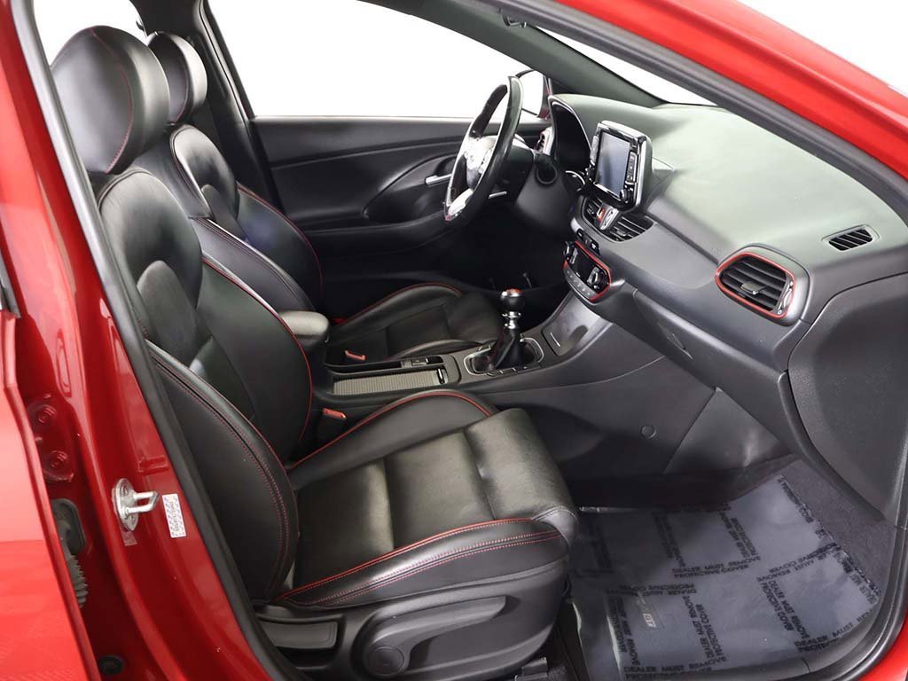 Used 2018 Hyundai Elantra GT Sport image 30