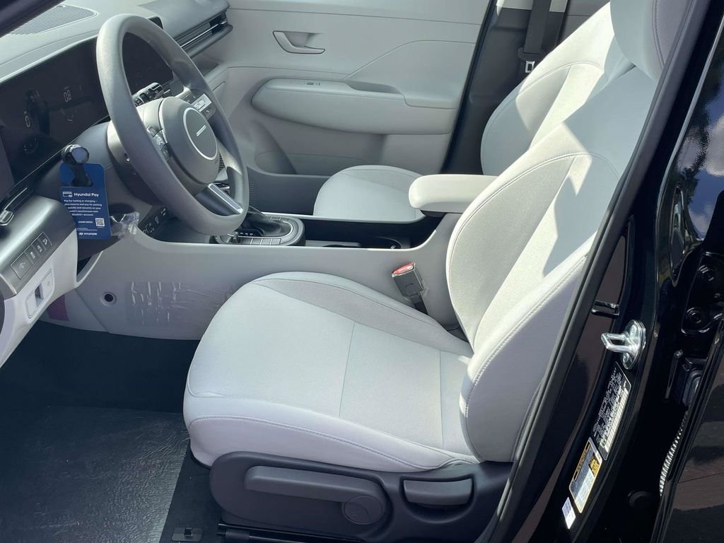 New 2026 Hyundai Kona SE FWD image 13