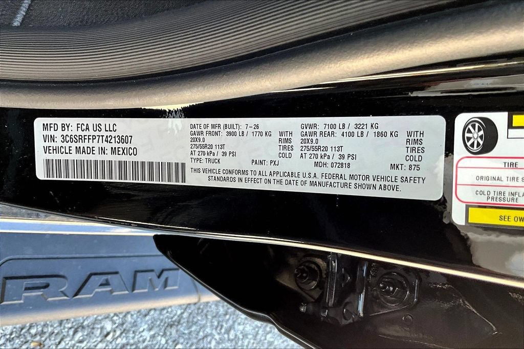 New 2026 RAM 1500 4x4 Crew Cab image 8