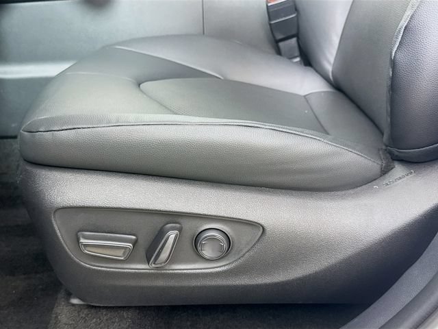 Certified 2024 Toyota Grand Highlander AWD image 15