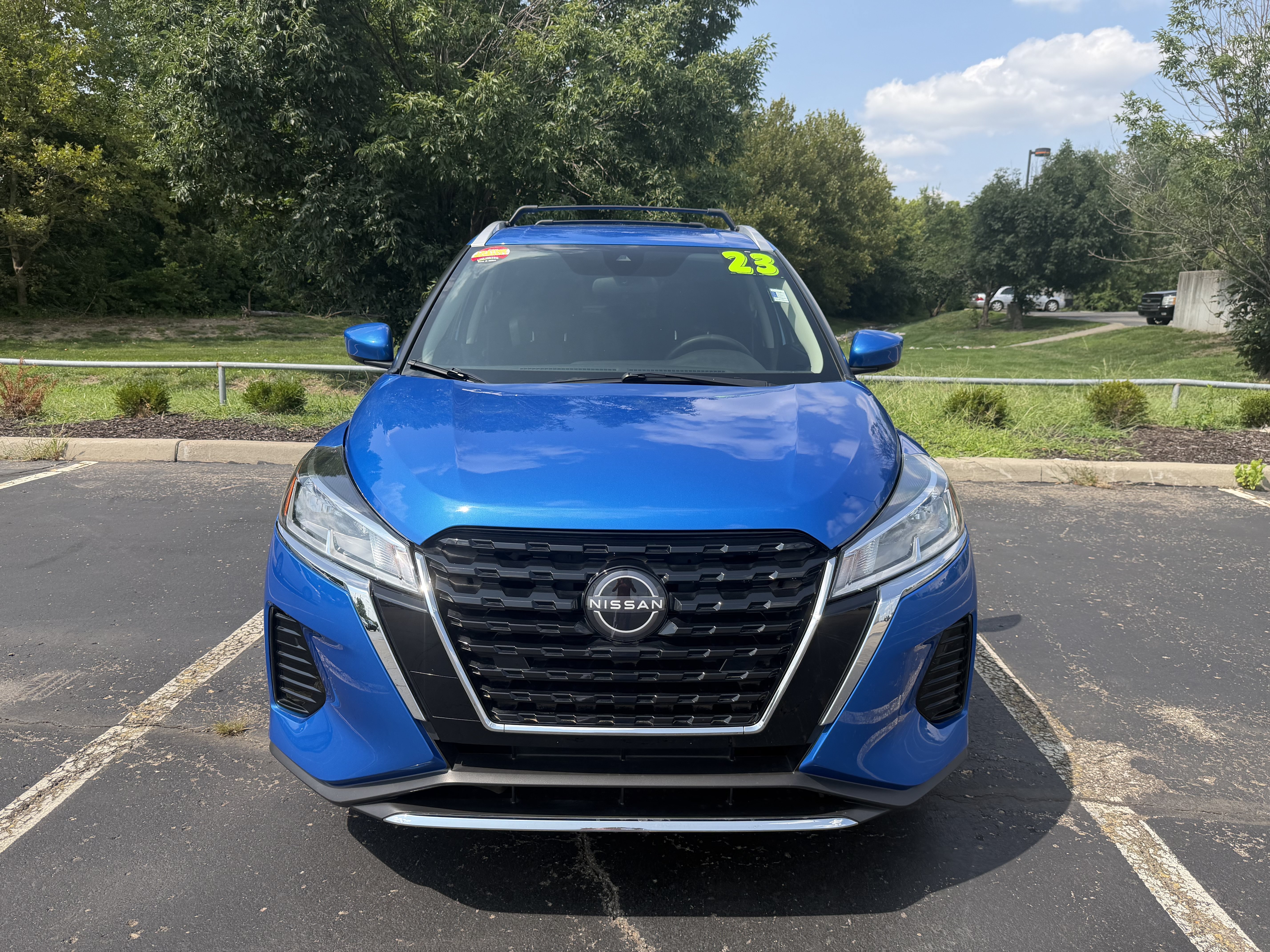 Used 2023 Nissan Kicks SV FWD image 25