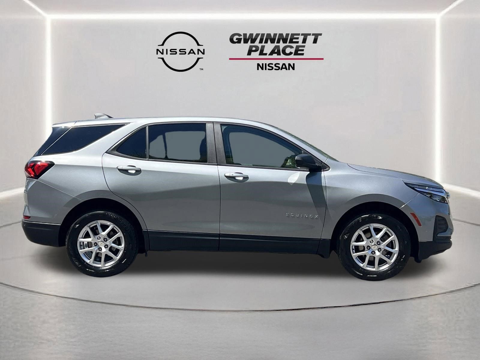 Used 2023 Chevrolet Equinox LS w/ LS Convenience Package AWD/4WD image 24