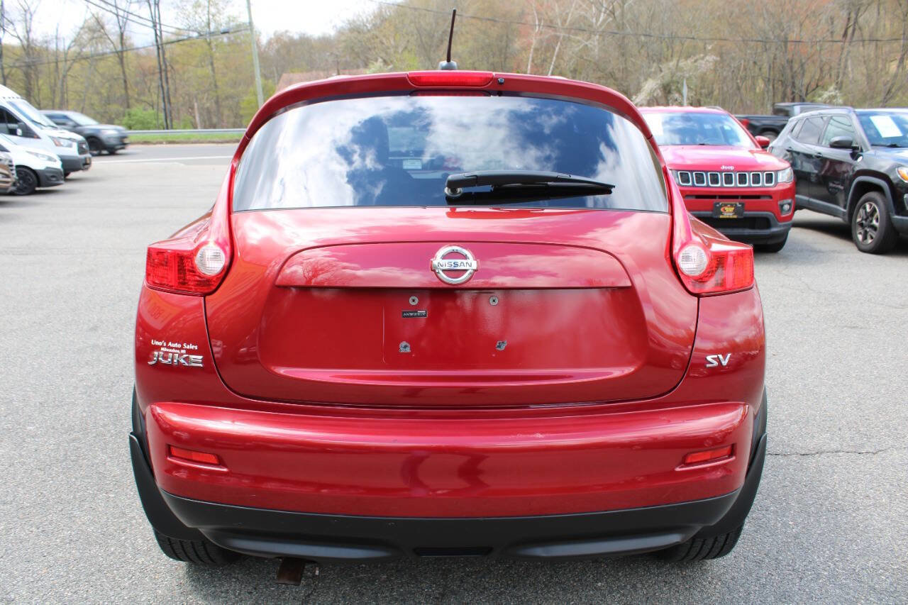 Used 2011 Nissan Juke SV w/ Interior Illumination Pkg image 9