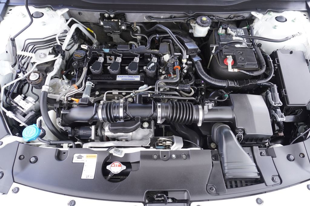 Used 2018 Honda Accord EX image 23
