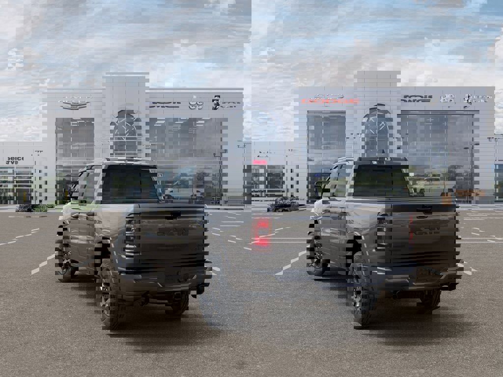 New 2026 RAM 1500 4x4 Crew Cab image 3