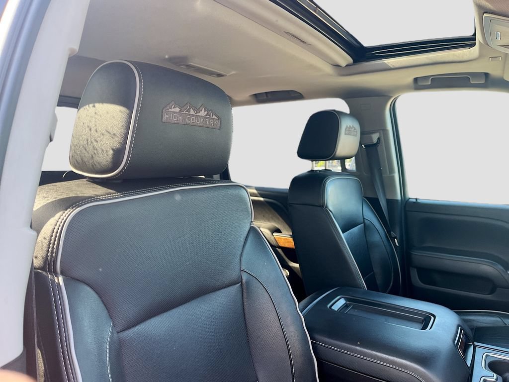 Used 2019 Chevrolet Silverado 2500 High Country w/ Duramax Plus Package AWD/4WD image 28