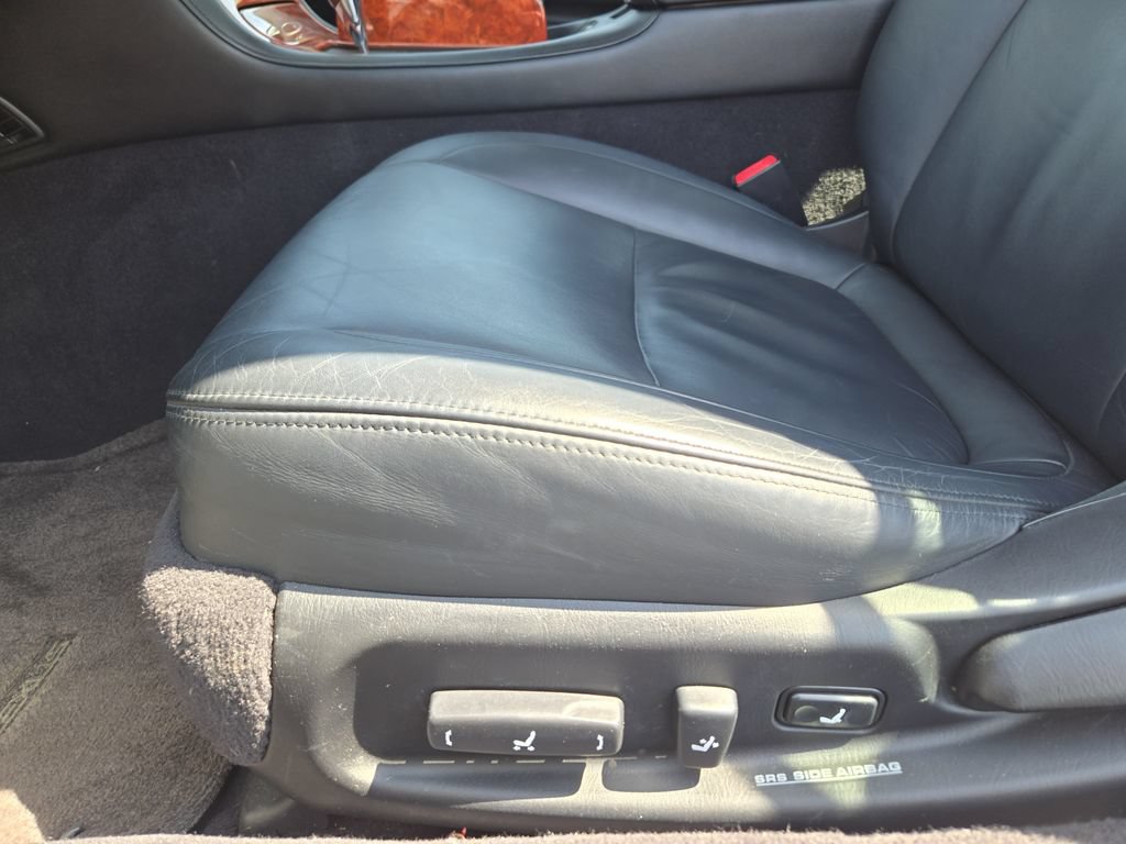 Used 2004 Lexus SC 430 Convertible w/ Preferred Accessory Pkg RWD image 23