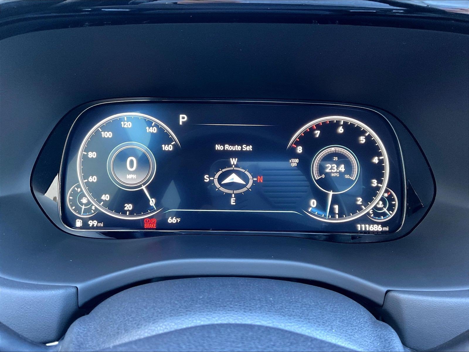 Used 2022 Hyundai Palisade Limited w/ Winter Package AWD/4WD image 13