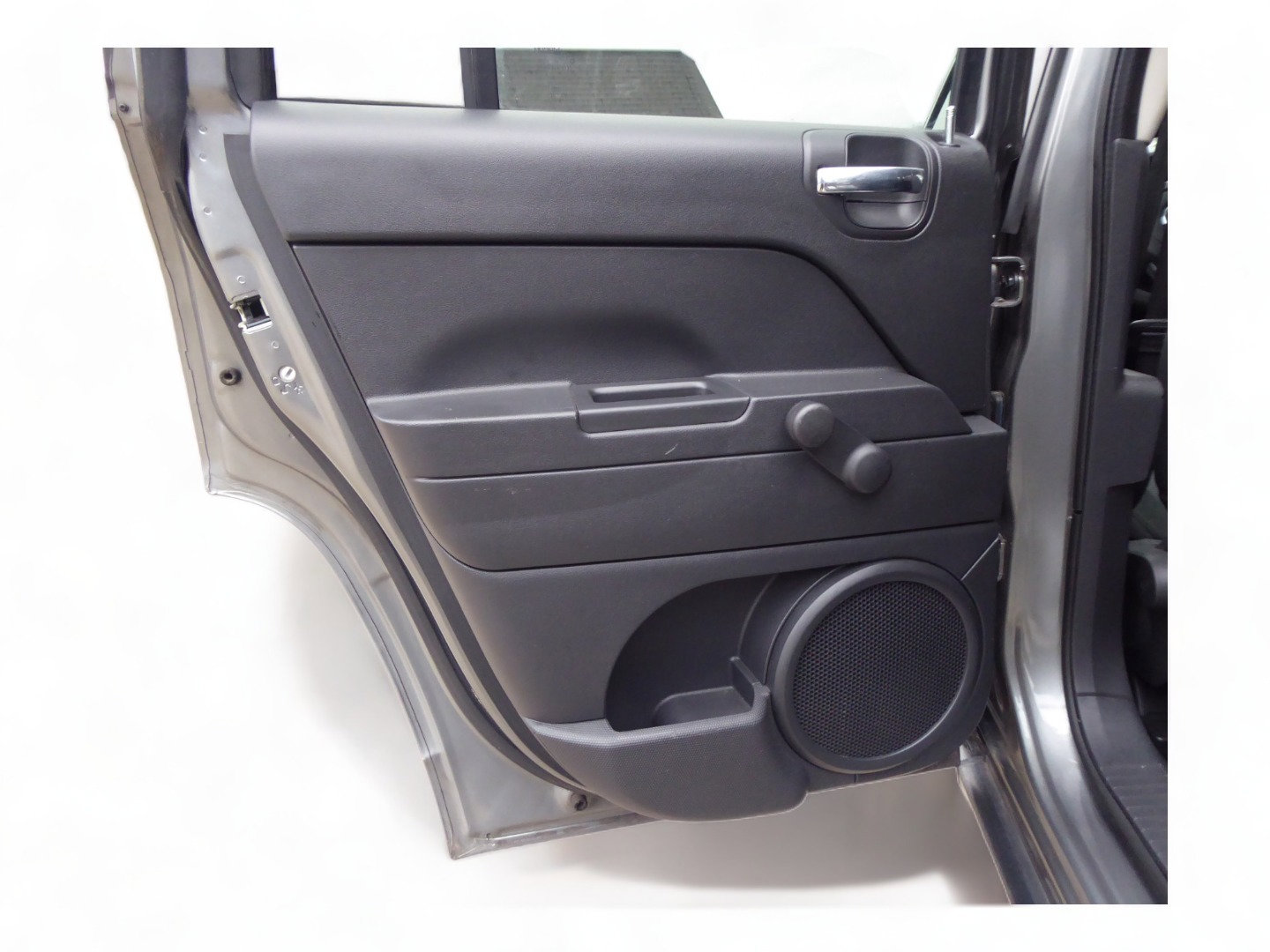 Used 2014 Jeep Compass Sport image 21