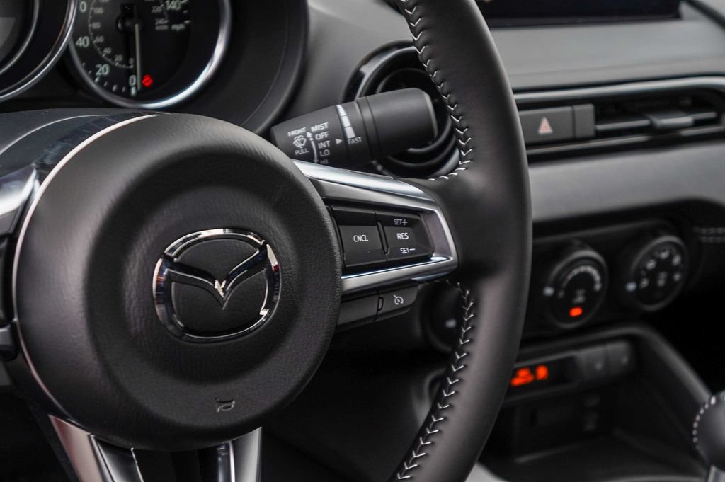 New 2026 MAZDA MX-5 Miata Club w/ Appearance Package RWD image 19