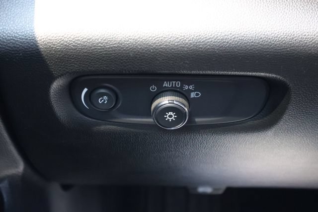 Used 2022 Chevrolet Traverse RS AWD/4WD image 16