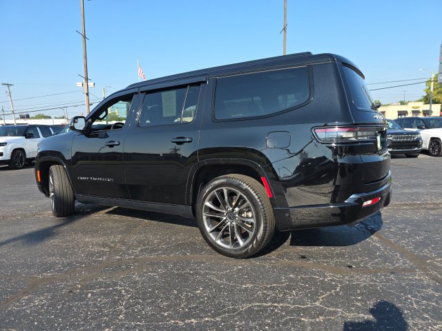 Used 2025 Jeep Grand Wagoneer Series II Obsidian w/ Quick Order Packagew 28T AWD/4WD image 4