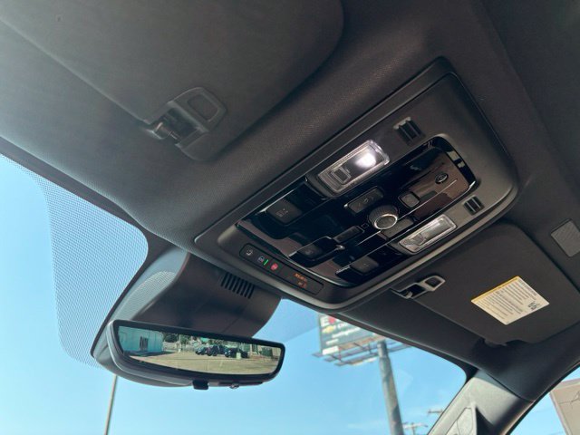 New 2026 Chevrolet Tahoe High Country w/ Sun And Tow Package AWD/4WD image 21