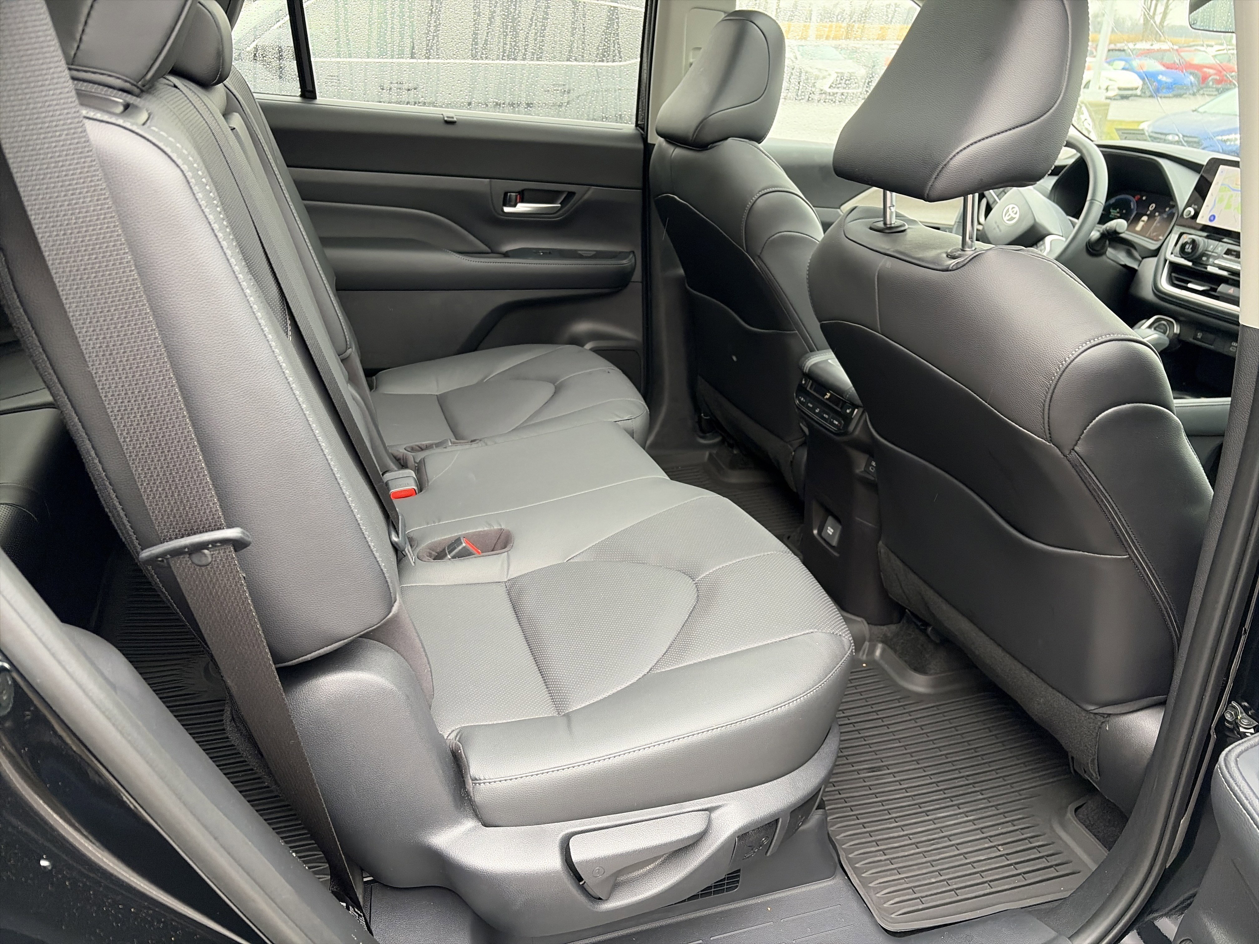 Used 2025 Toyota Grand Highlander AWD Hybrid image 22