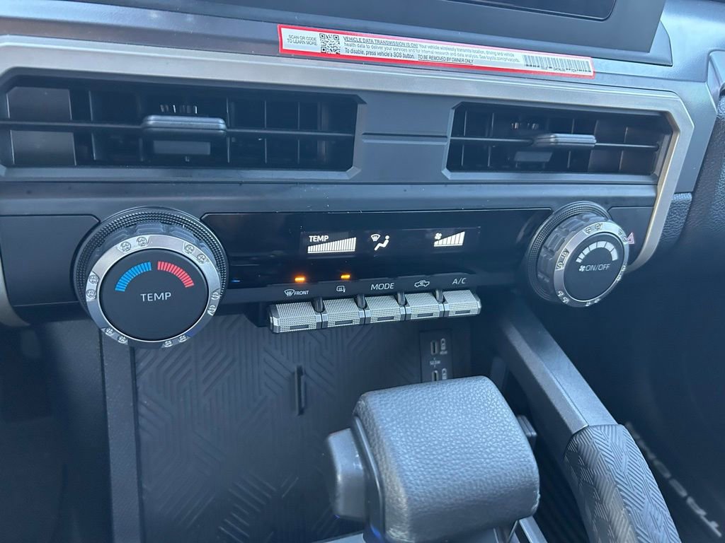 Certified 2025 Toyota Tacoma SR5 AWD/4WD image 26