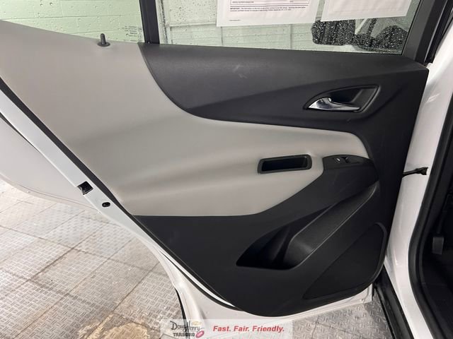 Used 2024 Chevrolet Equinox LS w/ LS Convenience Package FWD image 29