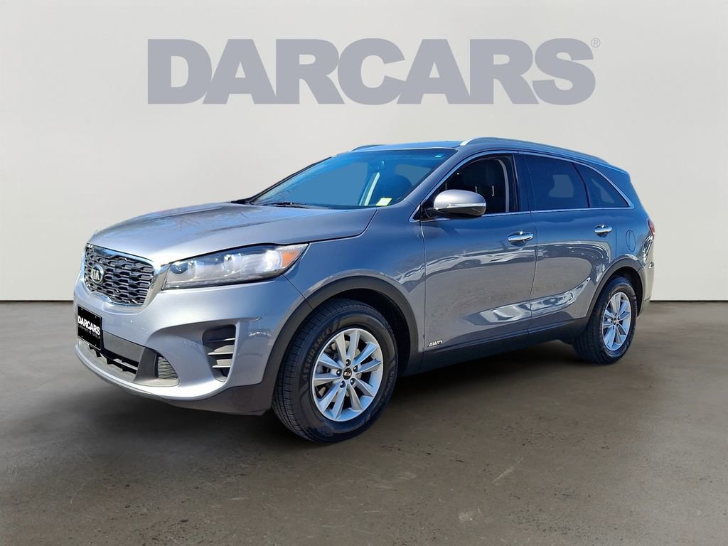 Used 2019 Kia Sorento LX w/ LX Convenience Package image 3