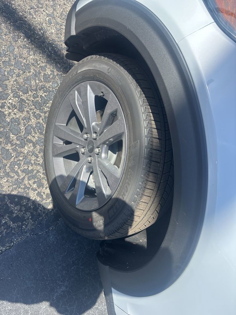 New 2026 Ford Explorer Active w/ Active Comfort Package image 16