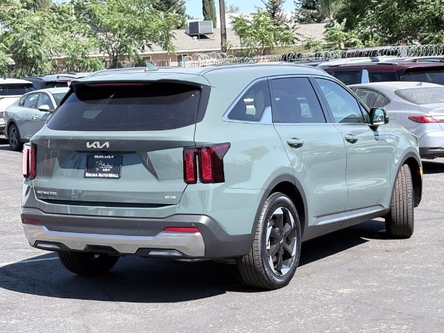 New 2026 Kia Sorento EX w/ EX Premium Package FWD image 4