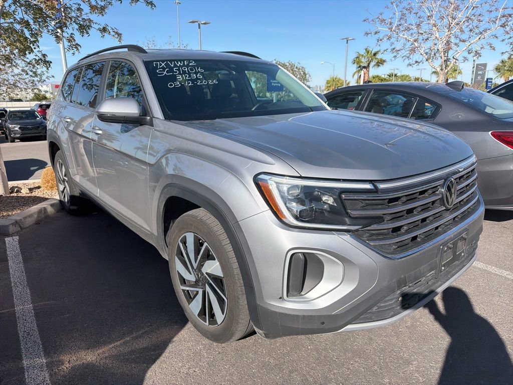 Used 2025 Volkswagen Atlas SE image 29