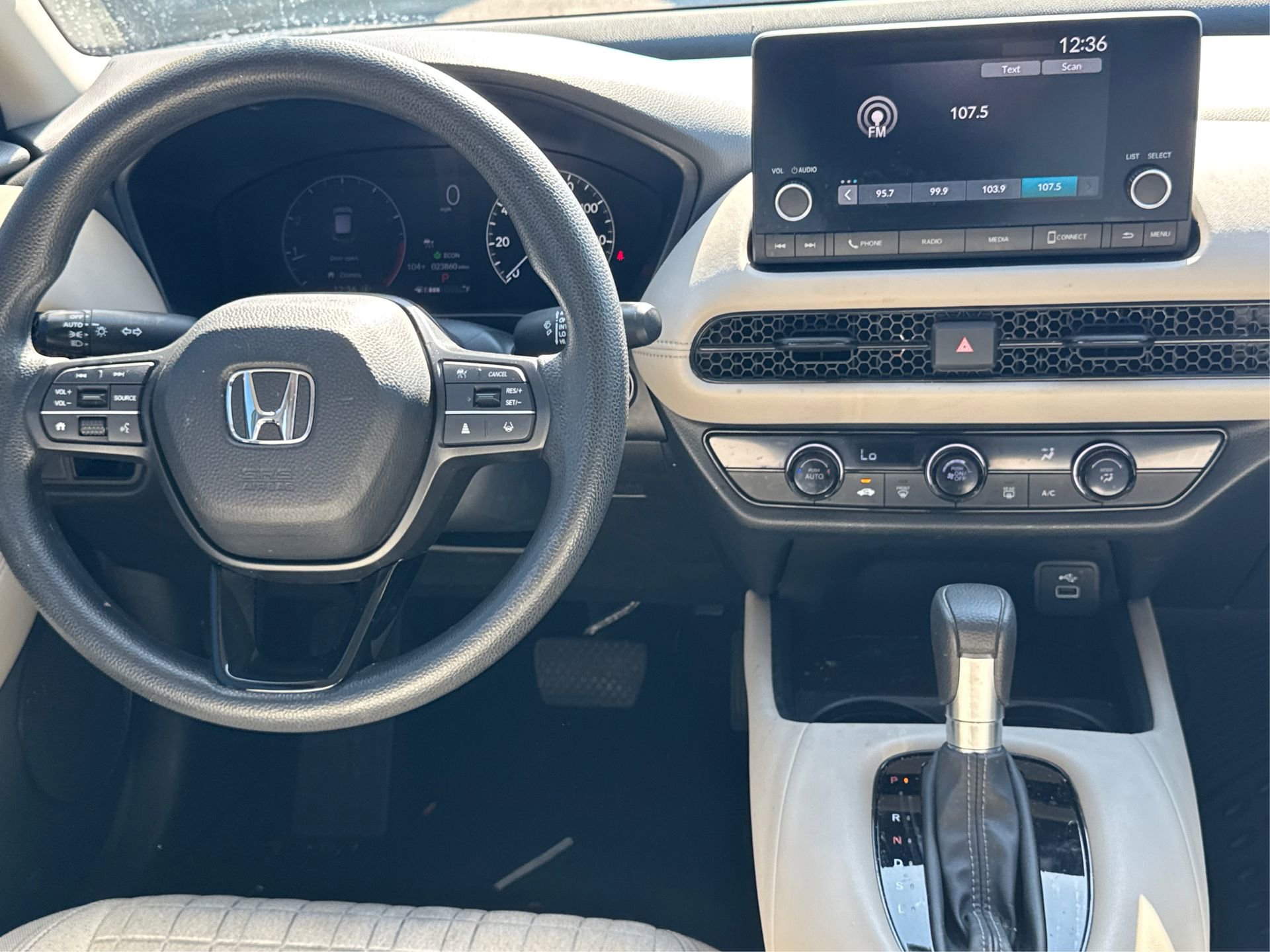 Used 2023 Honda HR-V LX image 19