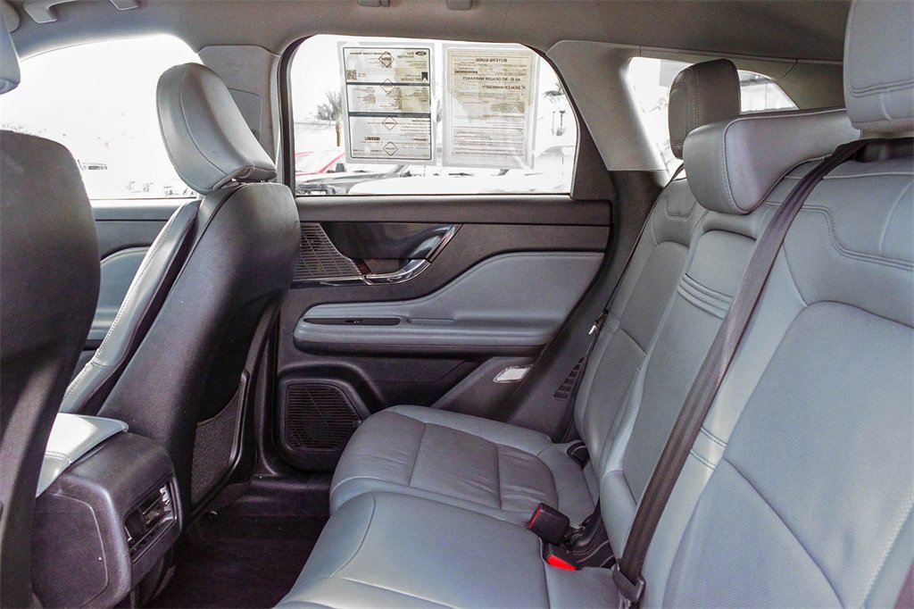 Used 2022 Lincoln Corsair Reserve image 23