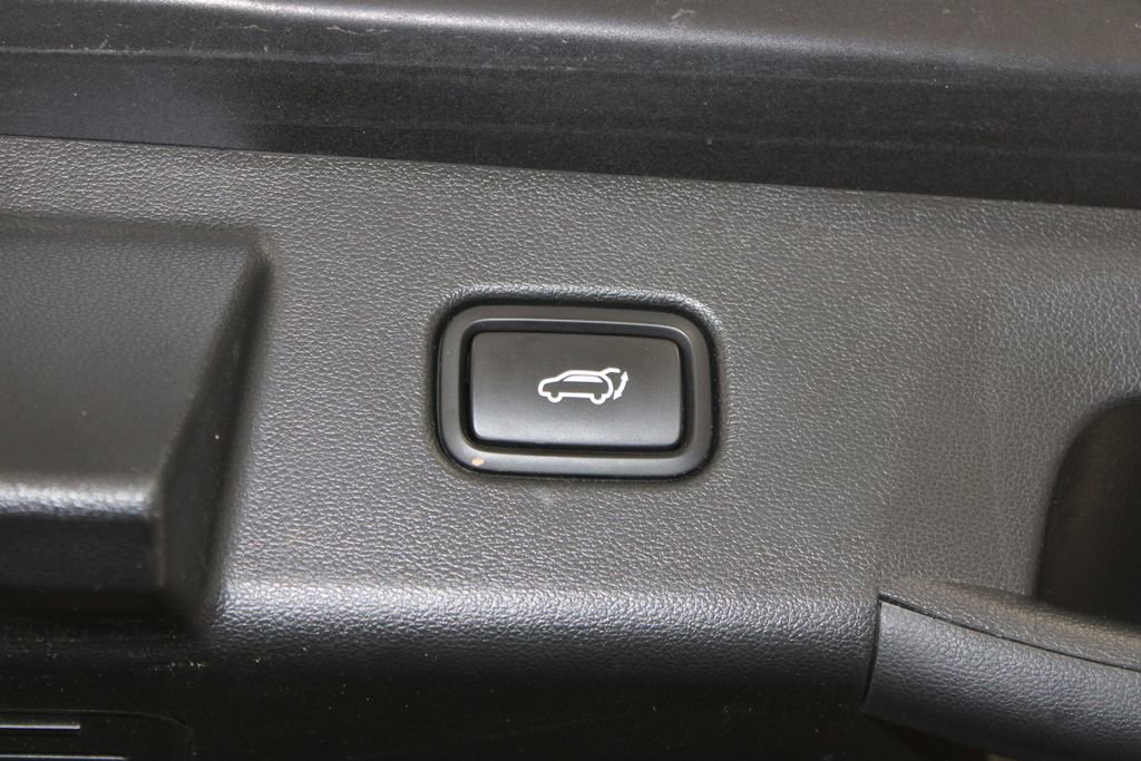 Used 2024 Hyundai Tucson Limited image 28