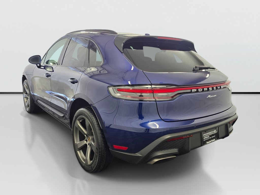 Used 2023 Kia Stinger GT2 AWD/4WD image 12