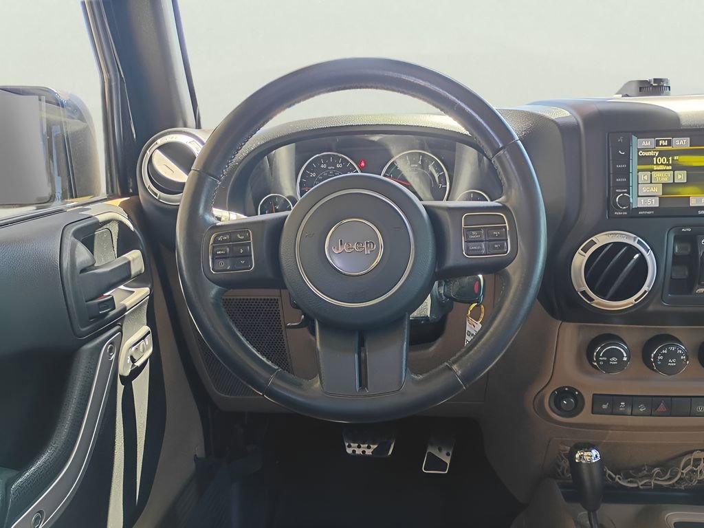 Used 2013 Jeep Wrangler Unlimited Sahara w/ Connectivity Group image 38