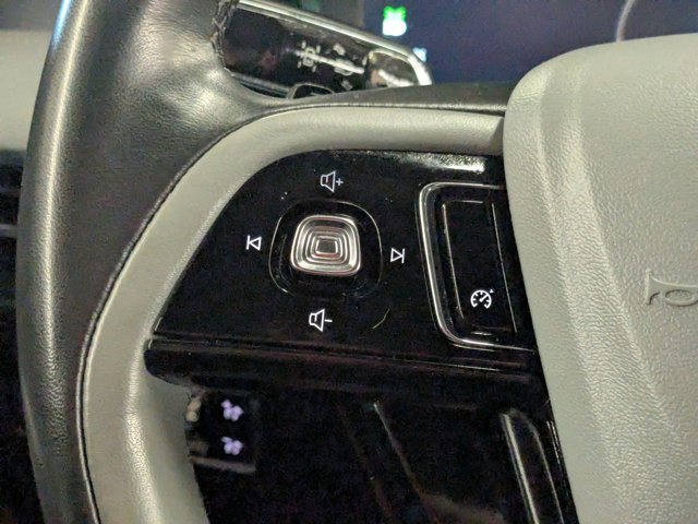 Used 2021 Lincoln Corsair Reserve image 12