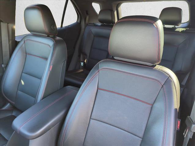 Used 2023 Chevrolet Equinox RS w/ RS Leather Package FWD image 18